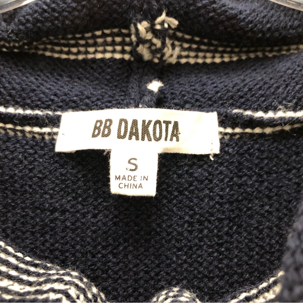 BB Dakota Cowl-Neck Lightweight Sleeveless Sweater Women's Size S Black/White - Picture 4 of 5